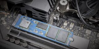 HシリーズNVMe SSD写真